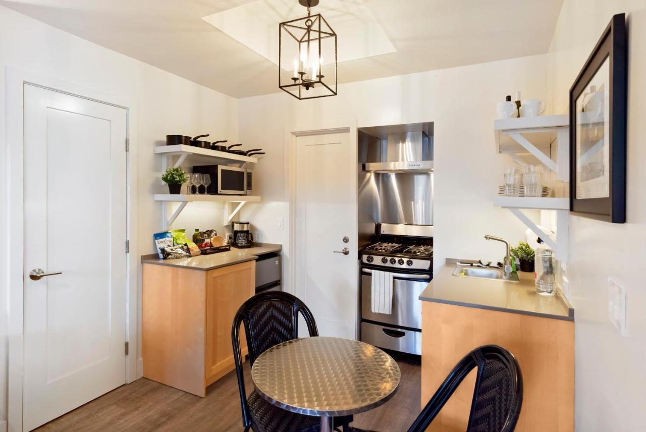 Seashore Studio Apartment *